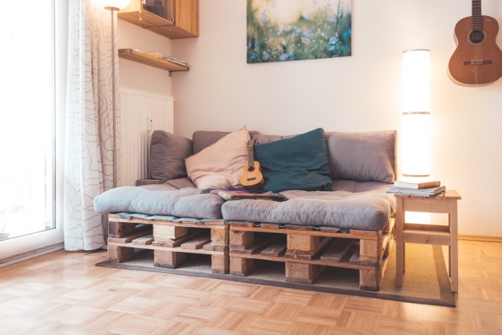 Projet de canapé DIY en palettes de bois